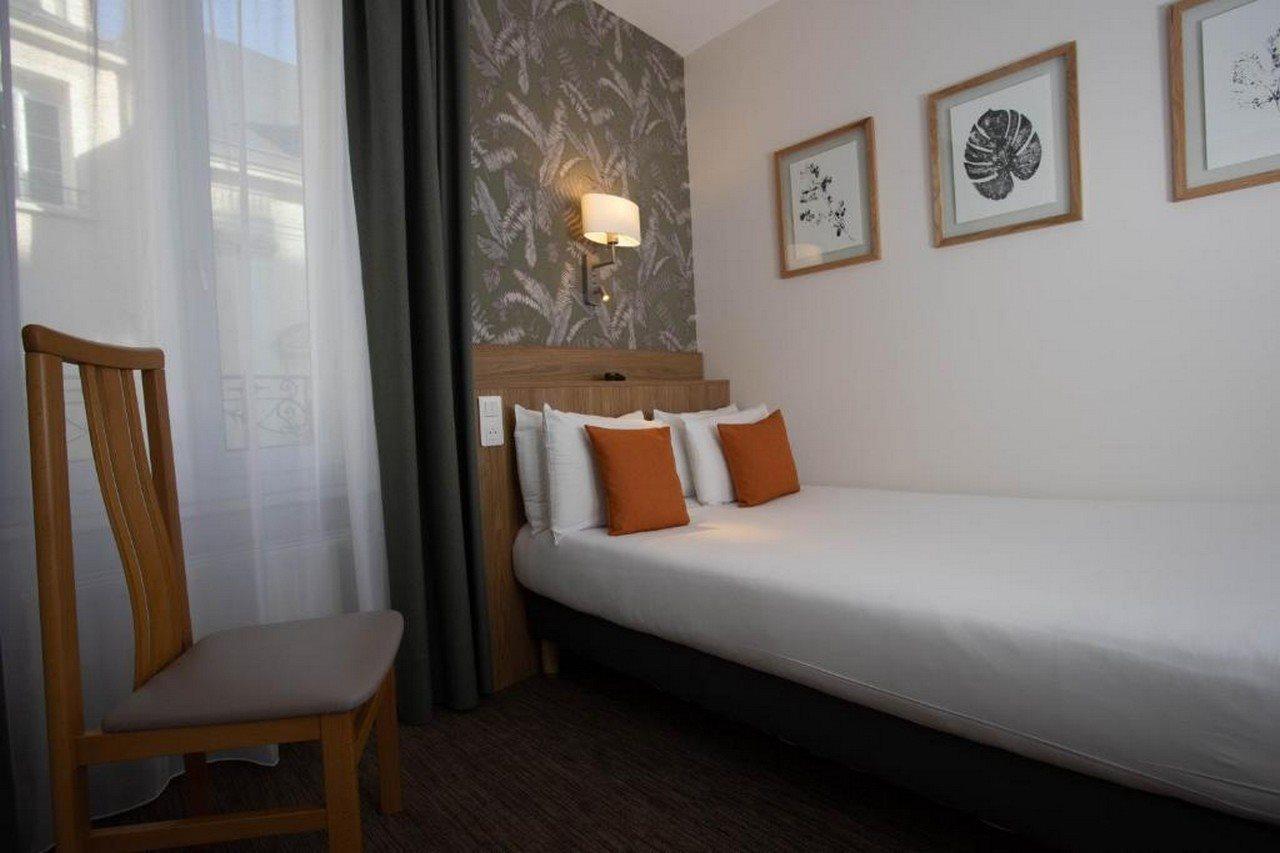 Hotel Continental อองเชร์ ภายนอก รูปภาพ